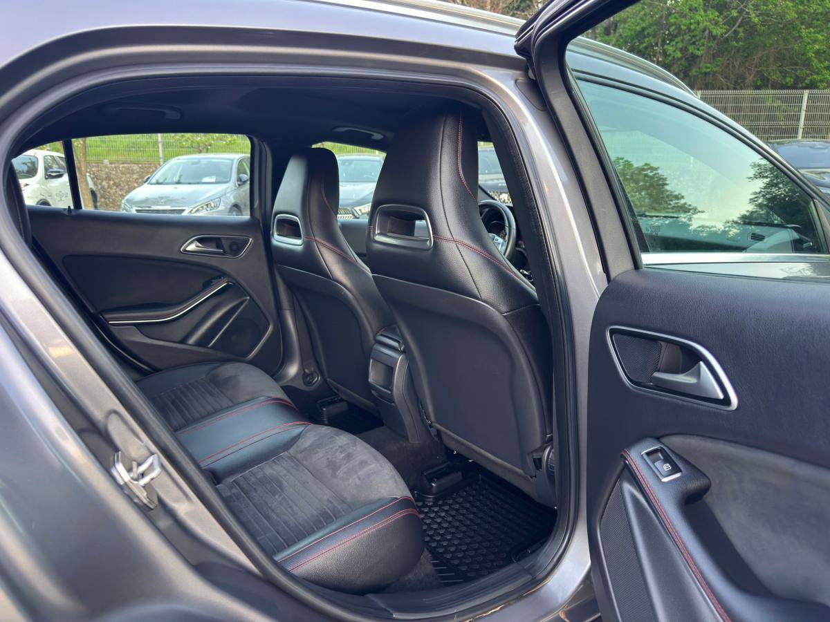 mercedes-benz-gla-2015-diesel-2143cc