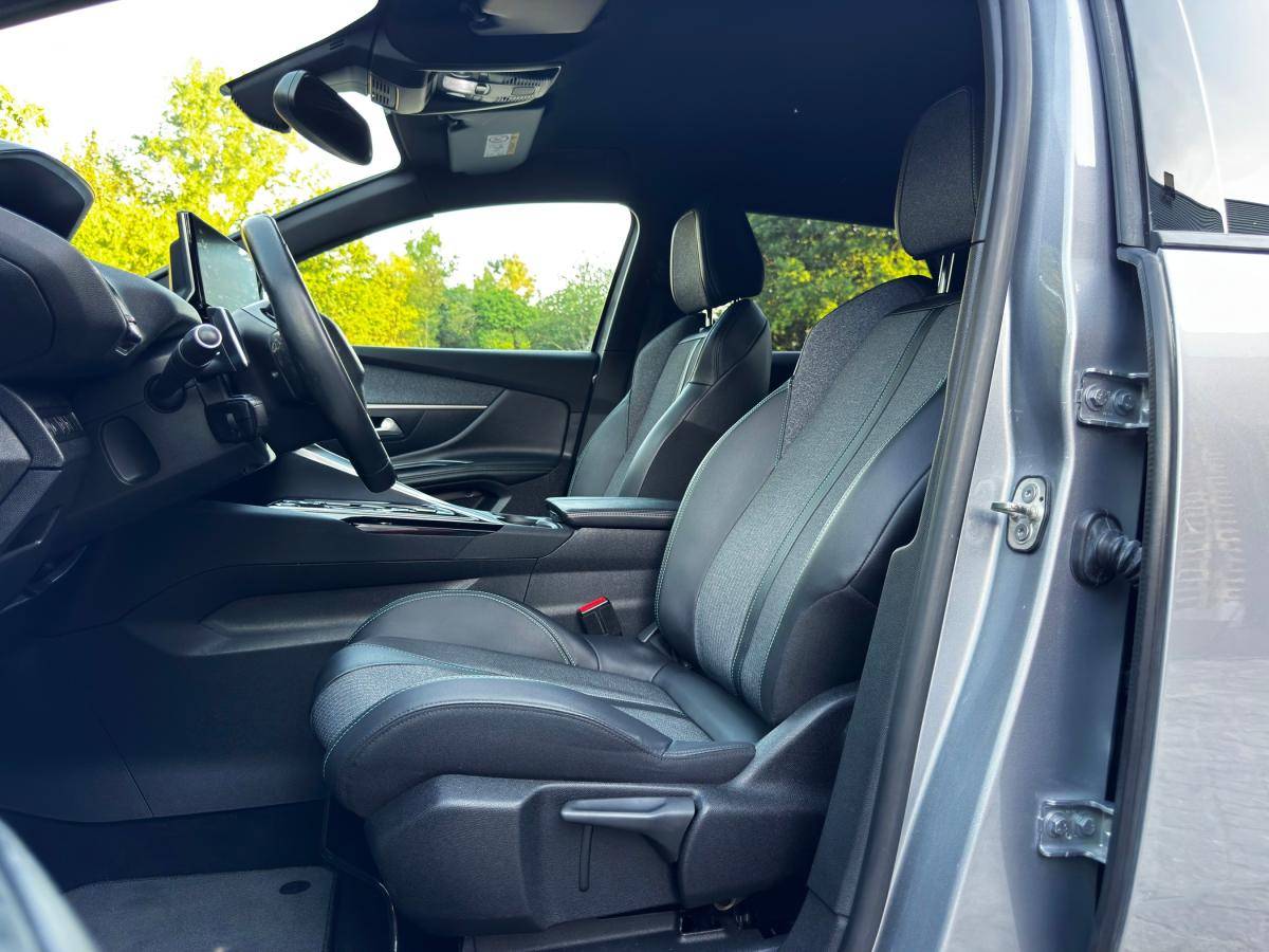 peugeot-3008-2023-hibrido-a-gasolina-1598cc