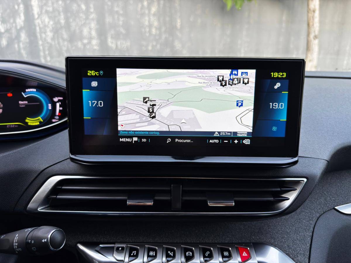 peugeot-3008-2023-hibrido-a-gasolina-1598cc
