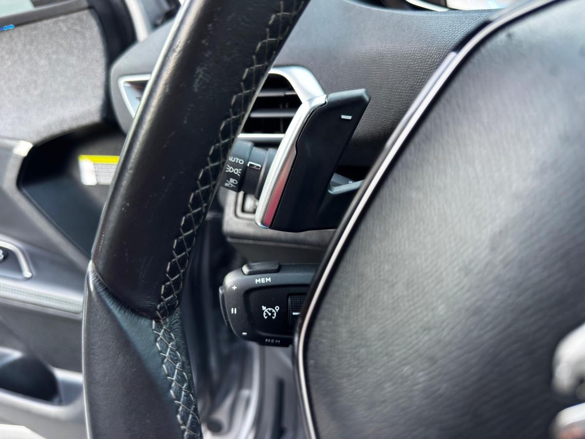peugeot-3008-2023-hibrido-a-gasolina-1598cc