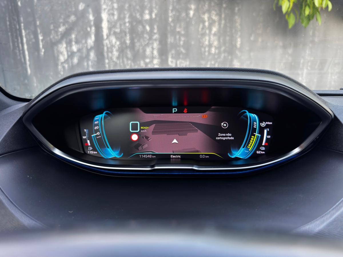 peugeot-3008-2023-hibrido-a-gasolina-1598cc