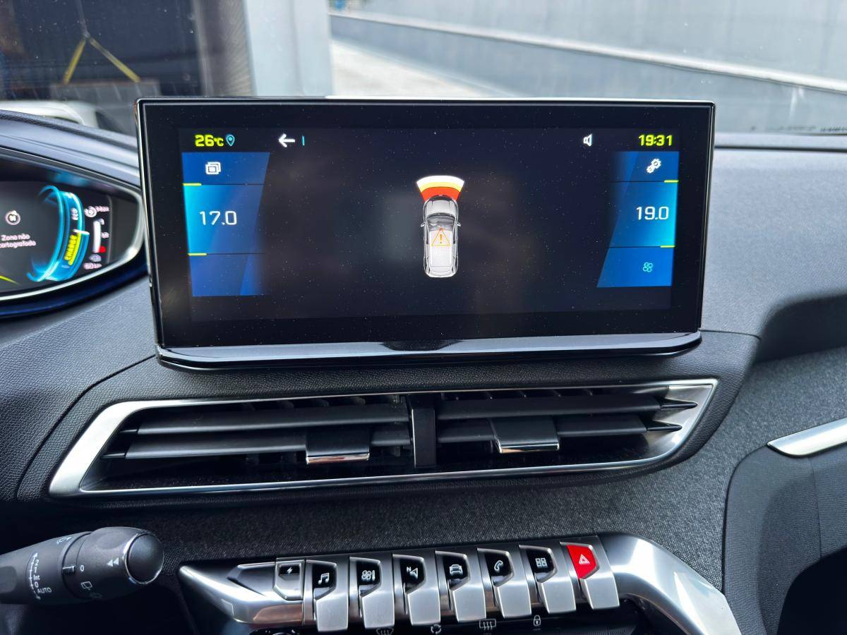 peugeot-3008-2023-hibrido-a-gasolina-1598cc