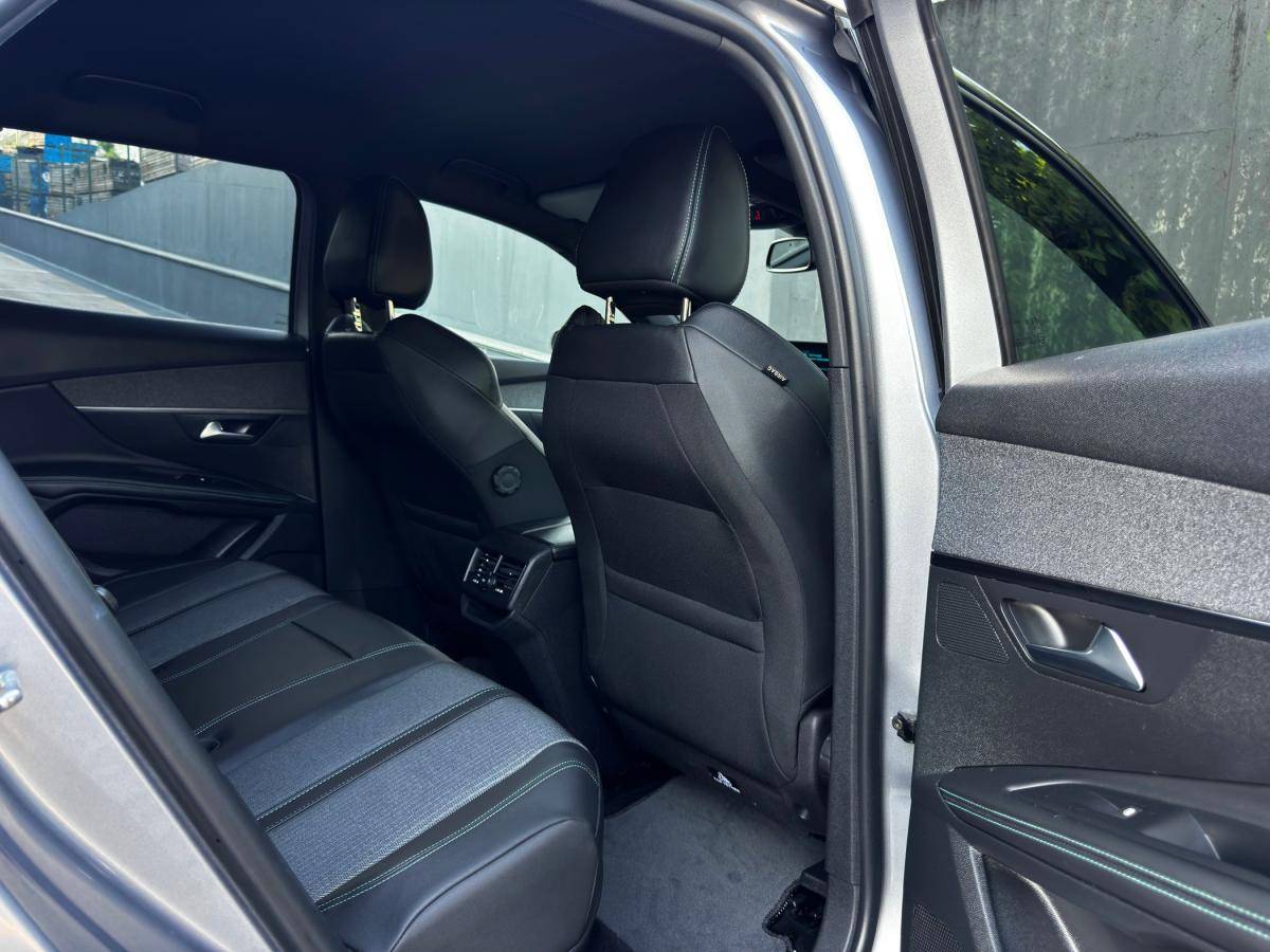 peugeot-3008-2023-hibrido-a-gasolina-1598cc