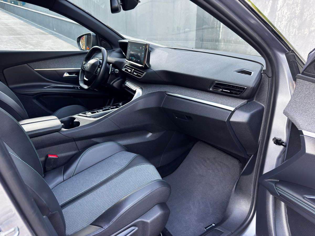 peugeot-3008-2023-hibrido-a-gasolina-1598cc