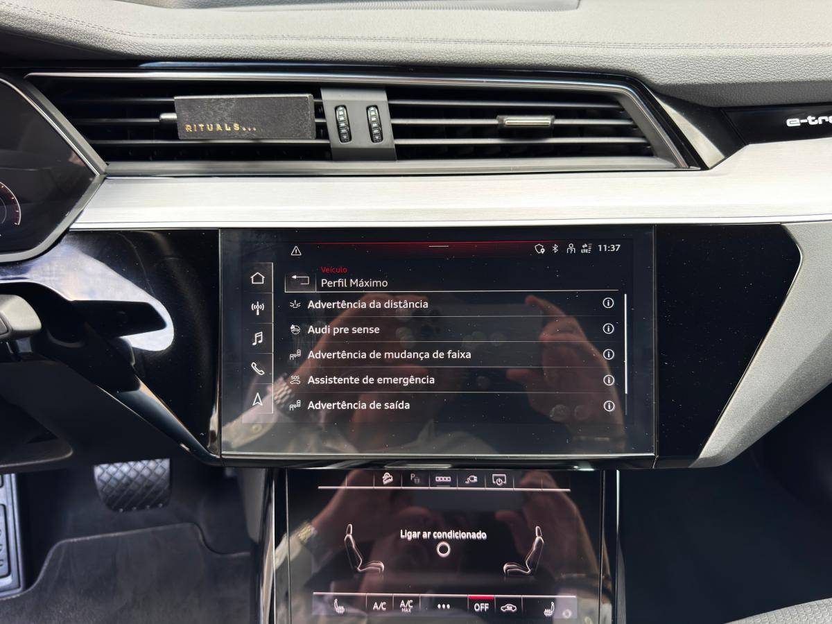 audi-e-tron-2022-eletrico-0cc