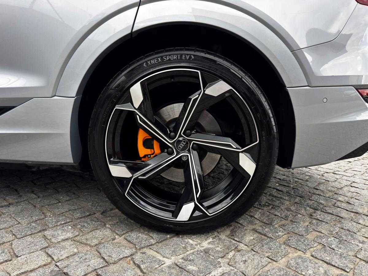 audi-e-tron-2022-eletrico-0cc