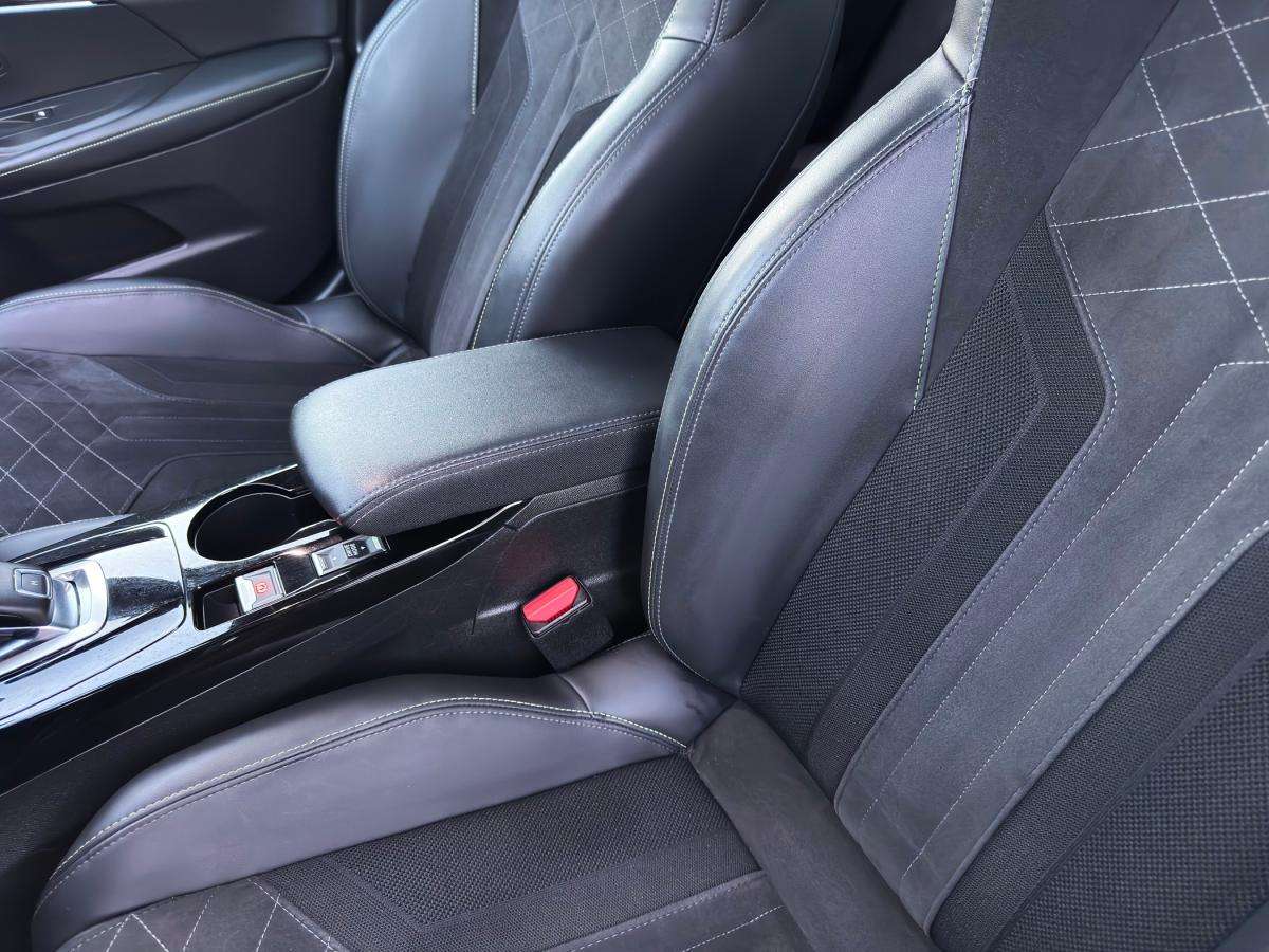 peugeot-2008-2021-gasolina-1199cc