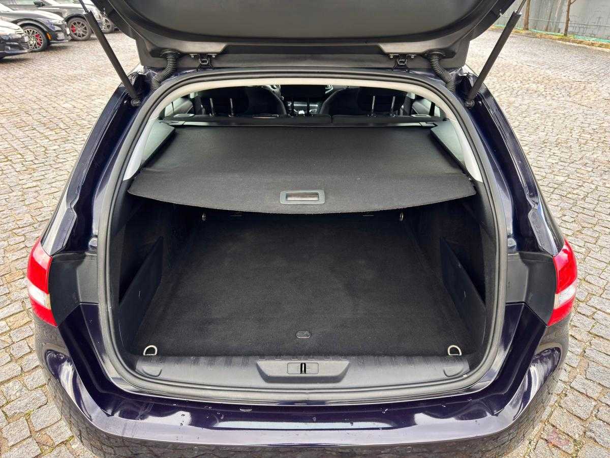 peugeot-308-sw-2015-diesel-1560cc