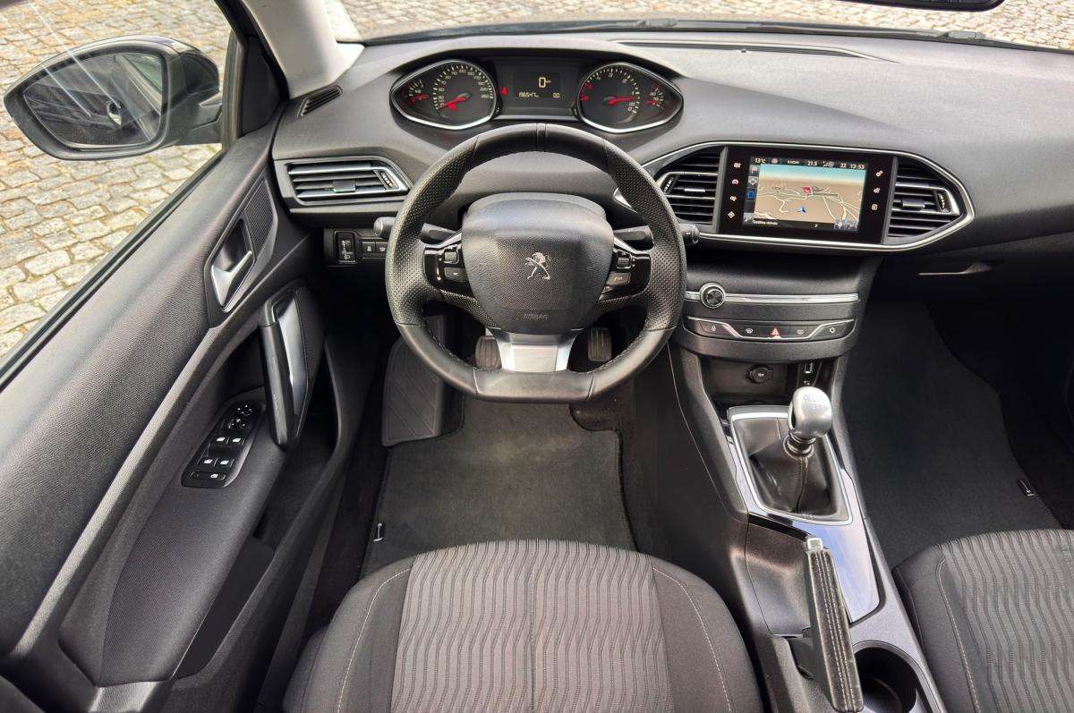 peugeot-308-sw-2015-diesel-1560cc