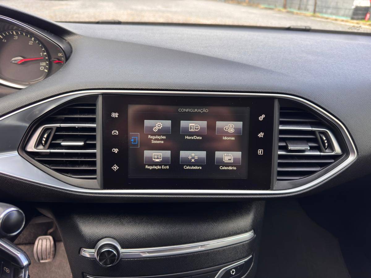 peugeot-308-sw-2015-diesel-1560cc