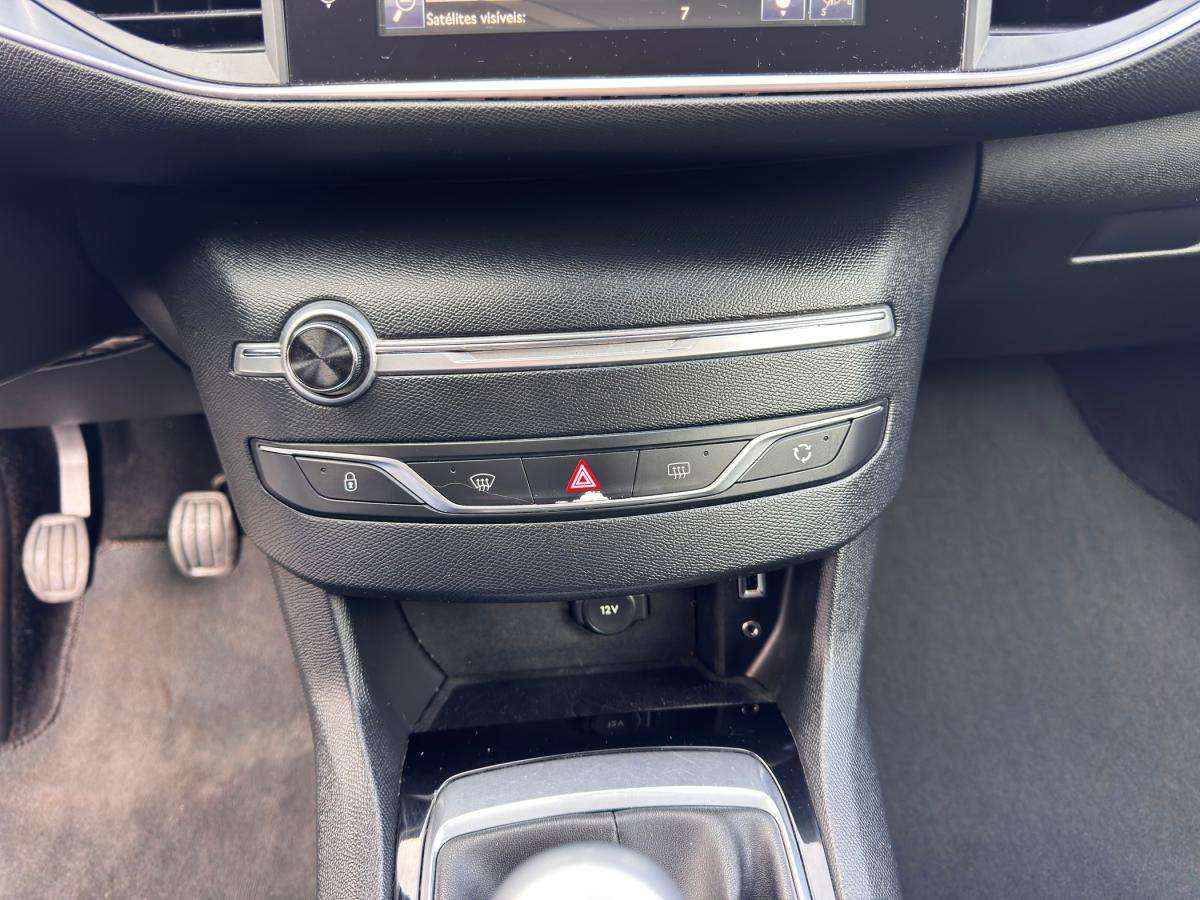 peugeot-308-sw-2015-diesel-1560cc