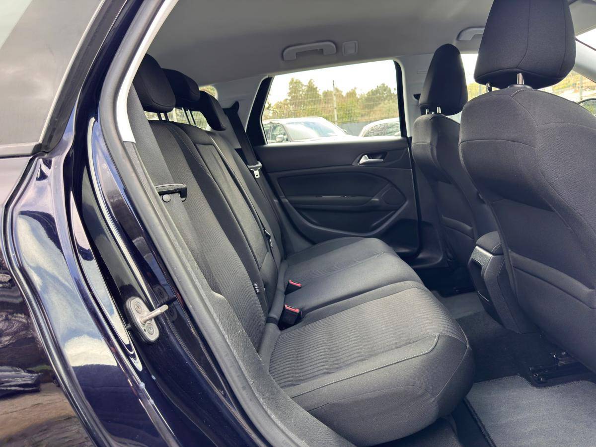 peugeot-308-sw-2015-diesel-1560cc
