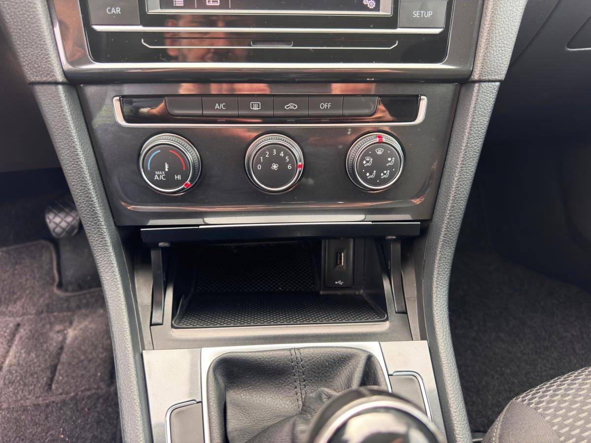 volkswagen-golf-2017-gasolina-999cc