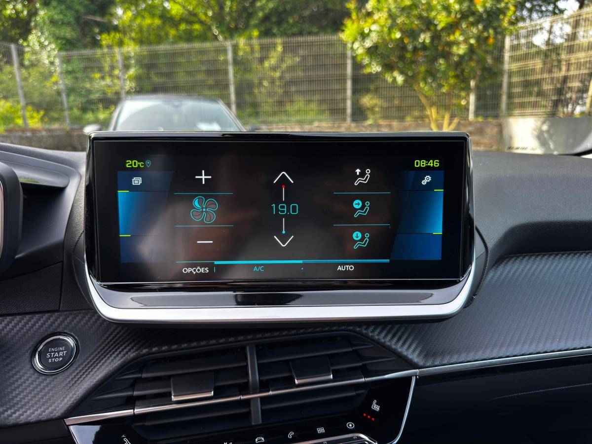 peugeot-208-2023-eletrico-0cc