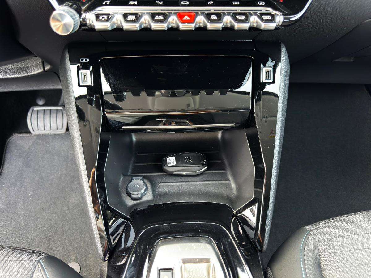 peugeot-208-2023-eletrico-0cc