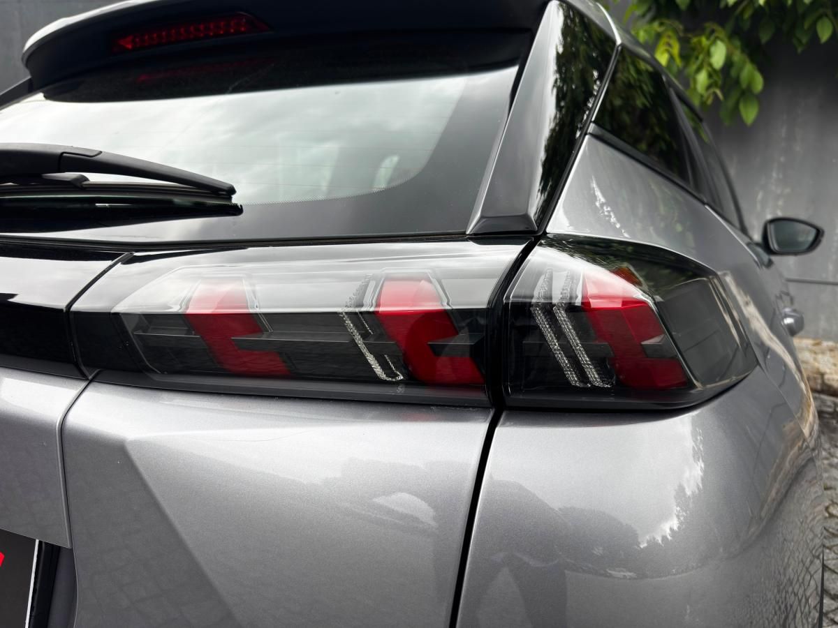 peugeot-2008-2022-eletrico-0cc