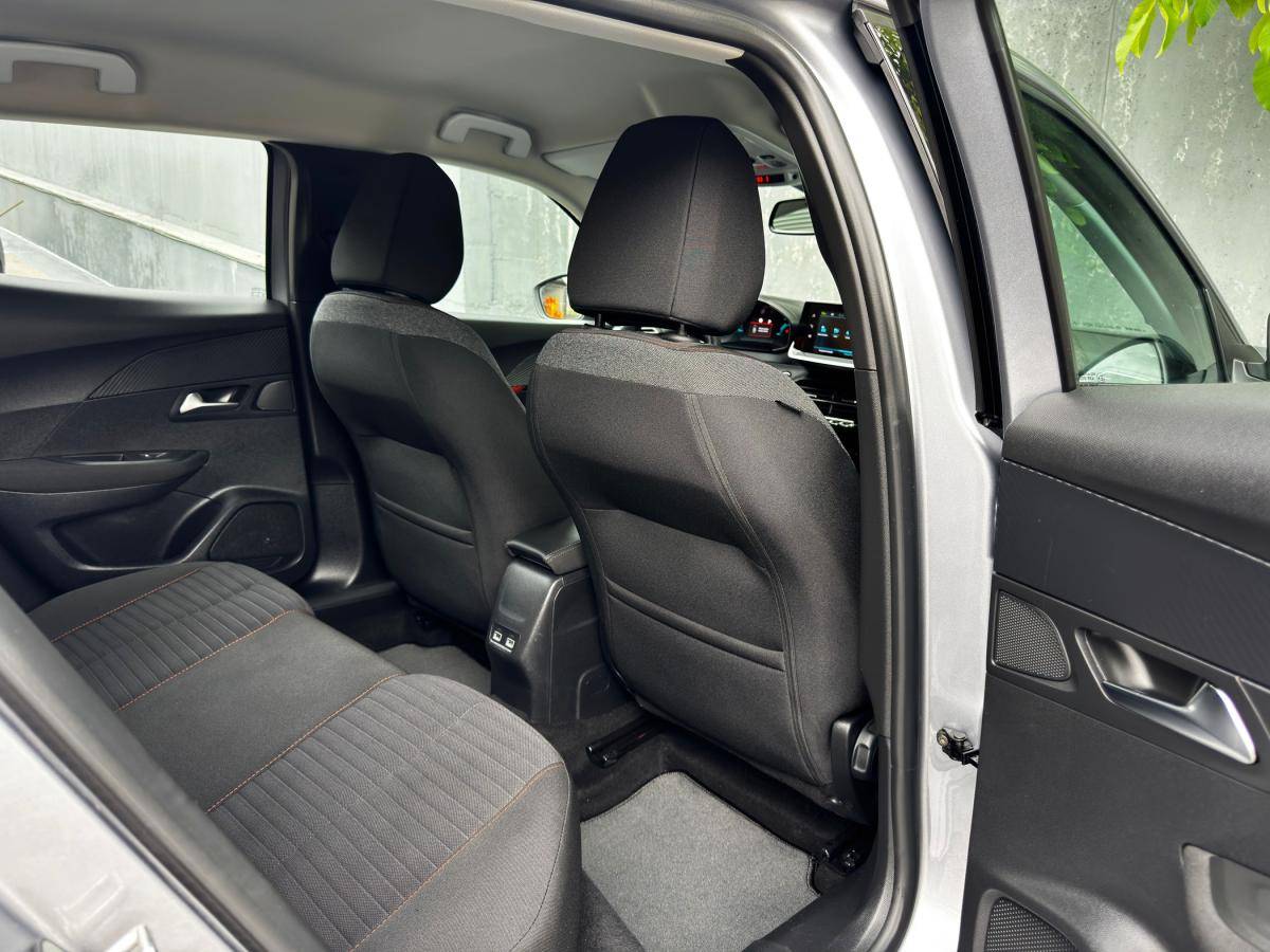 peugeot-2008-2022-eletrico-0cc