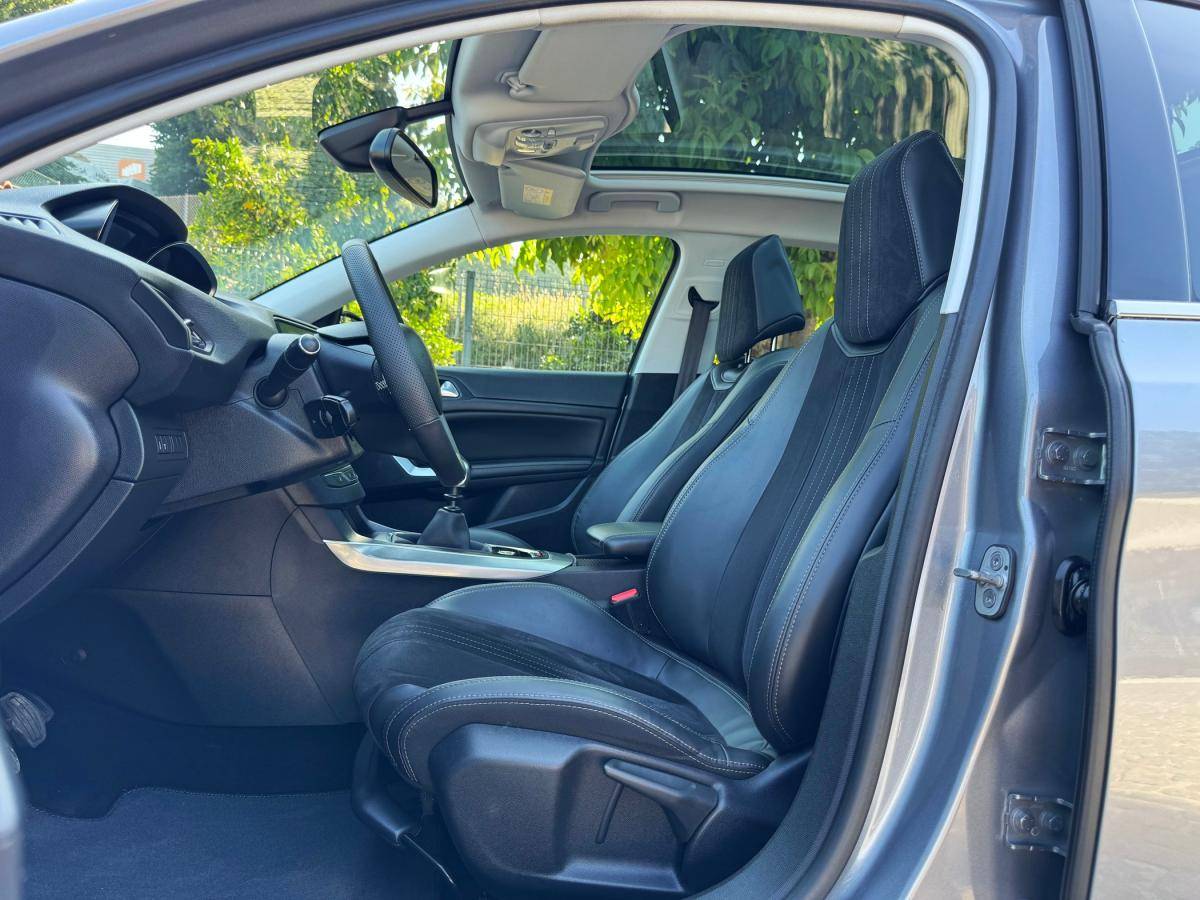 peugeot-308-2015-gasolina-1199cc