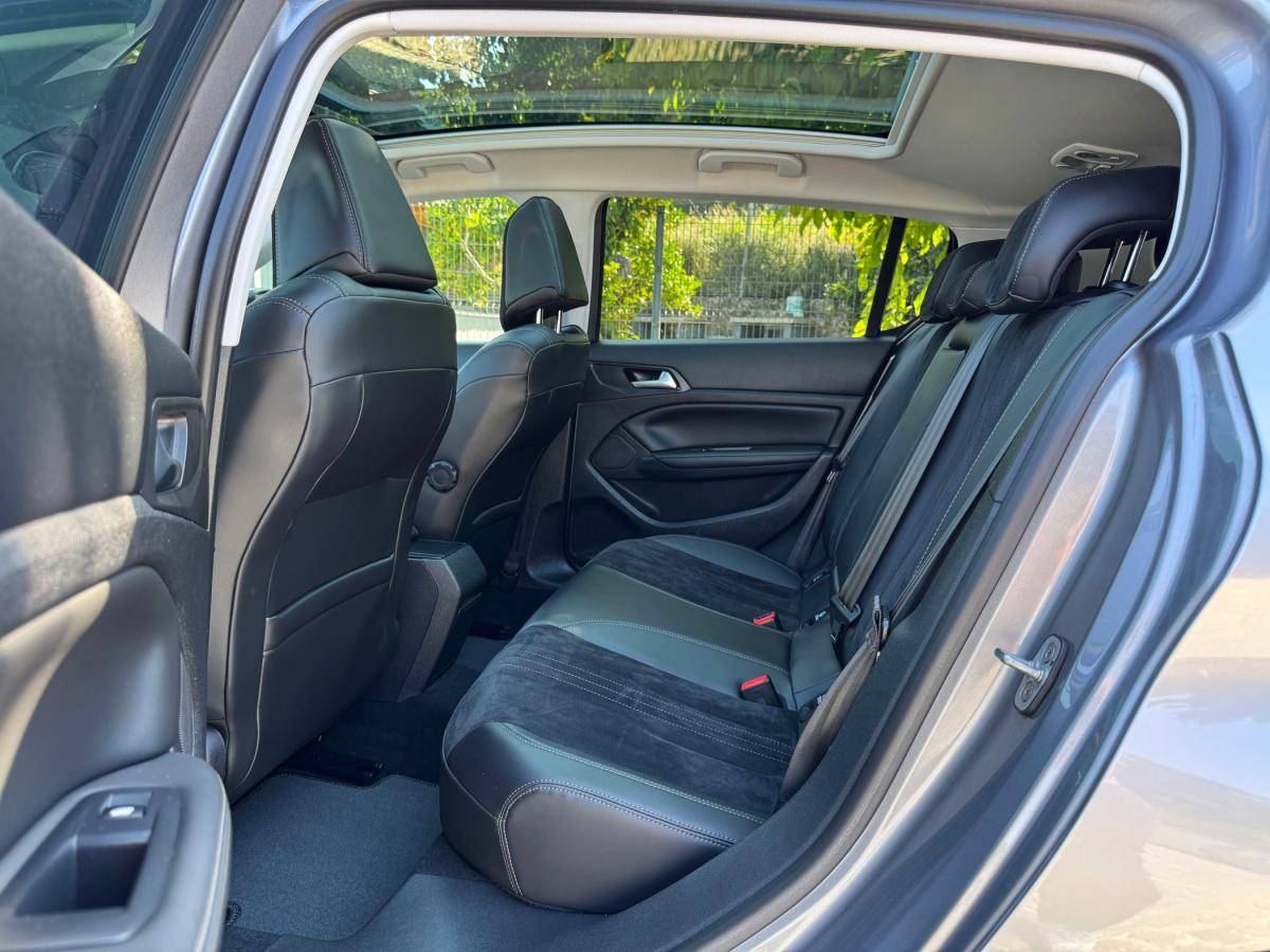 peugeot-308-2015-gasolina-1199cc