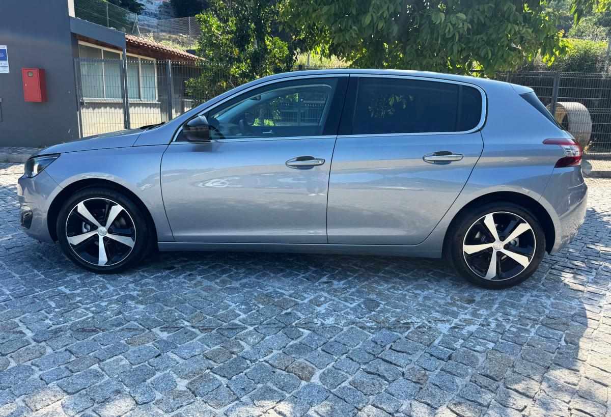 peugeot-308-2015-gasolina-1199cc