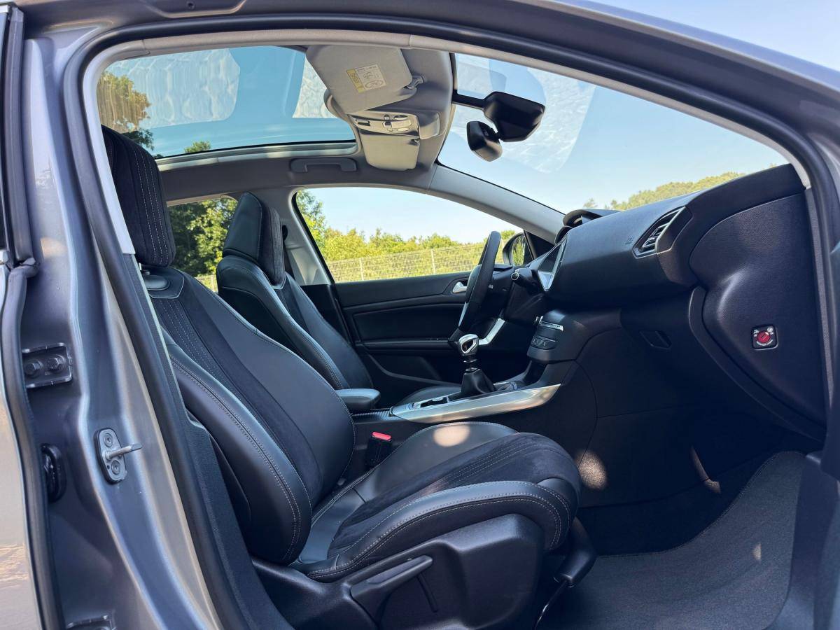 peugeot-308-2015-gasolina-1199cc