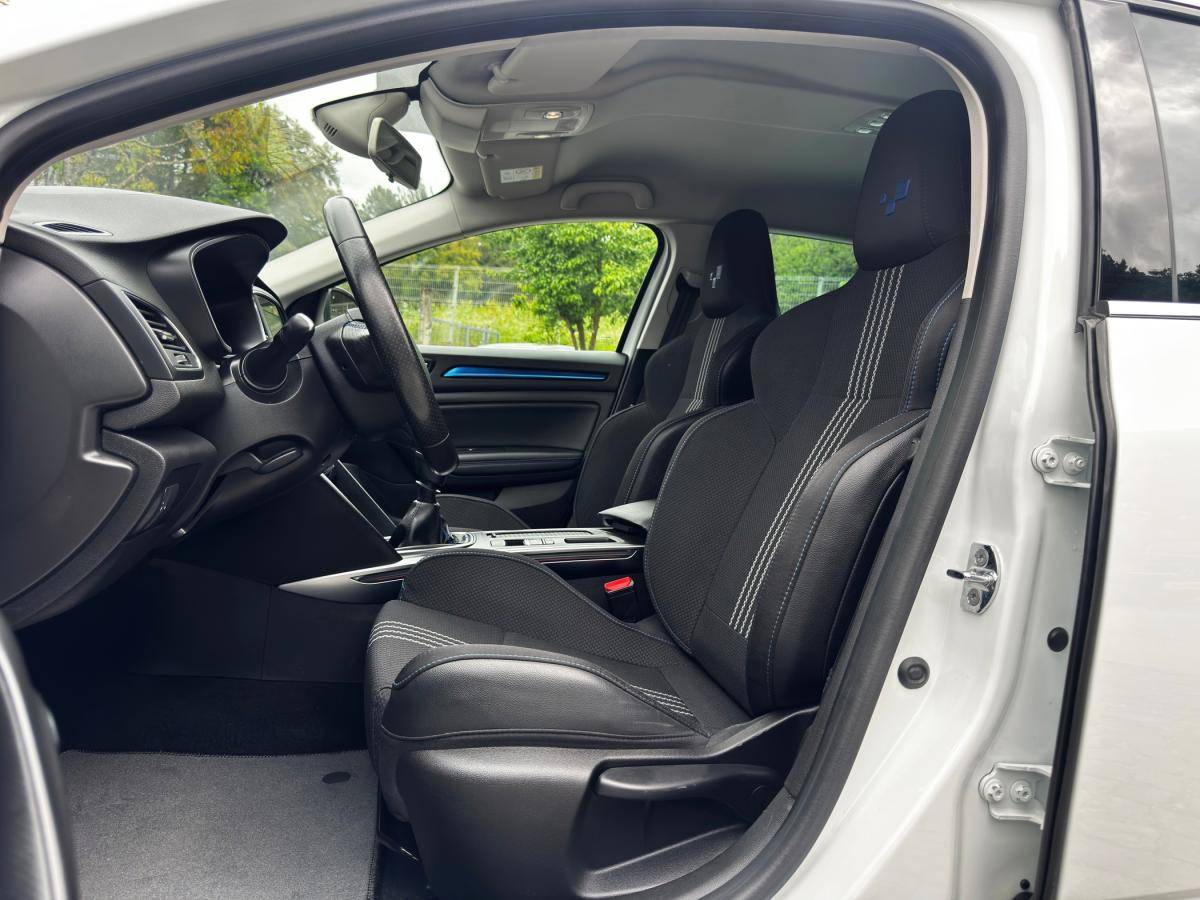 renault-megane-sport-tourer-2020-diesel-1461cc
