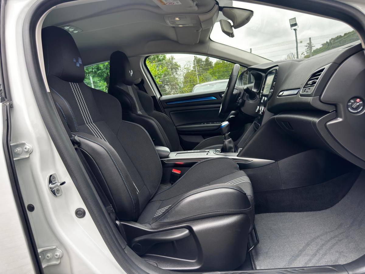 renault-megane-sport-tourer-2020-diesel-1461cc