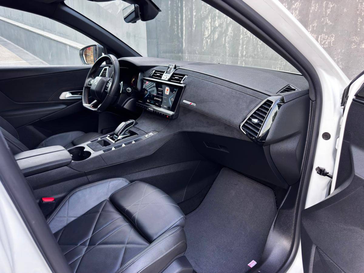 ds-ds-7-crossback-2021-hibrido-a-gasolina-1598cc