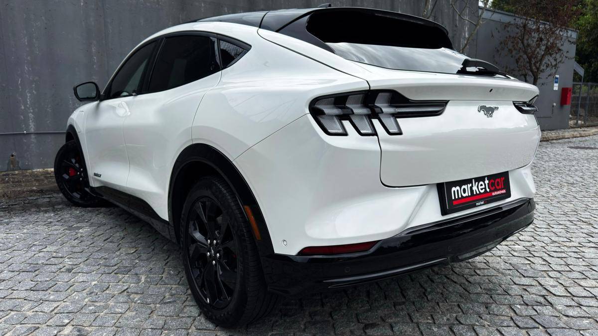 ford-mustang-2024-eletrico-0cc