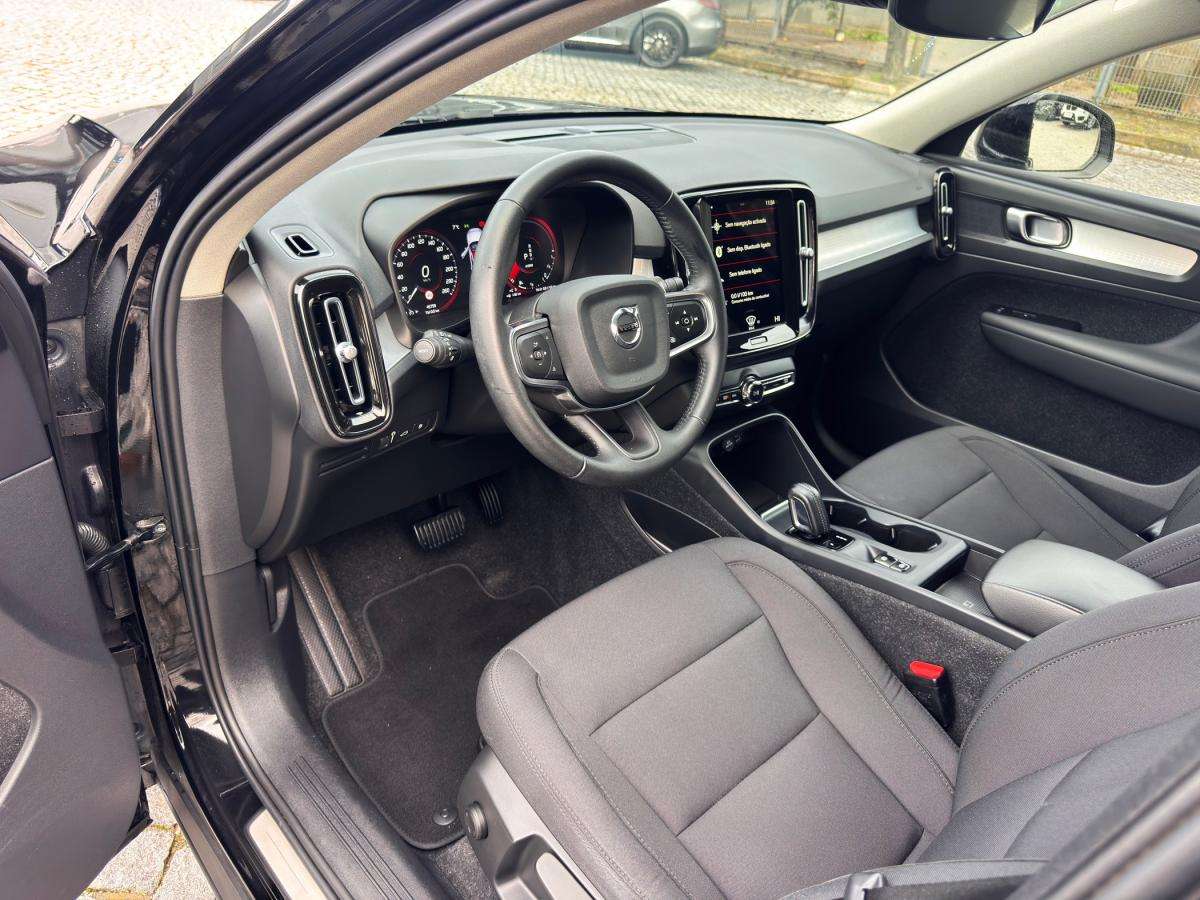 volvo-xc40-2021-hibrido-a-gasolina-1477cc