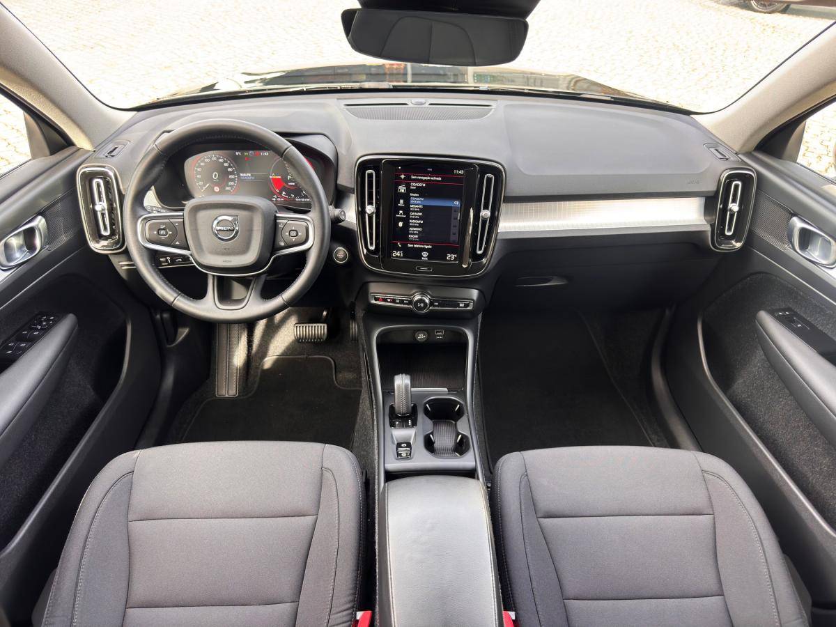 volvo-xc40-2021-hibrido-a-gasolina-1477cc