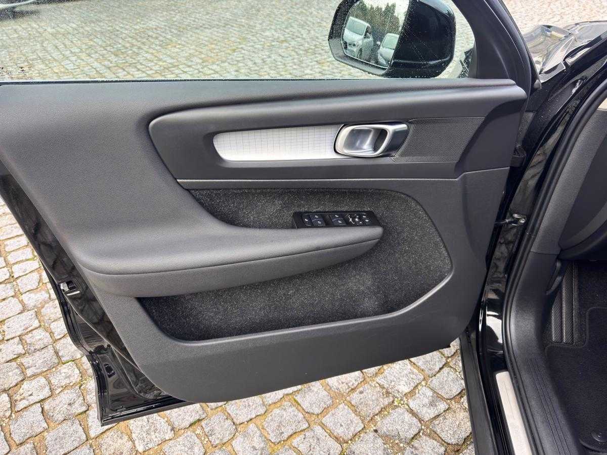 volvo-xc40-2021-hibrido-a-gasolina-1477cc