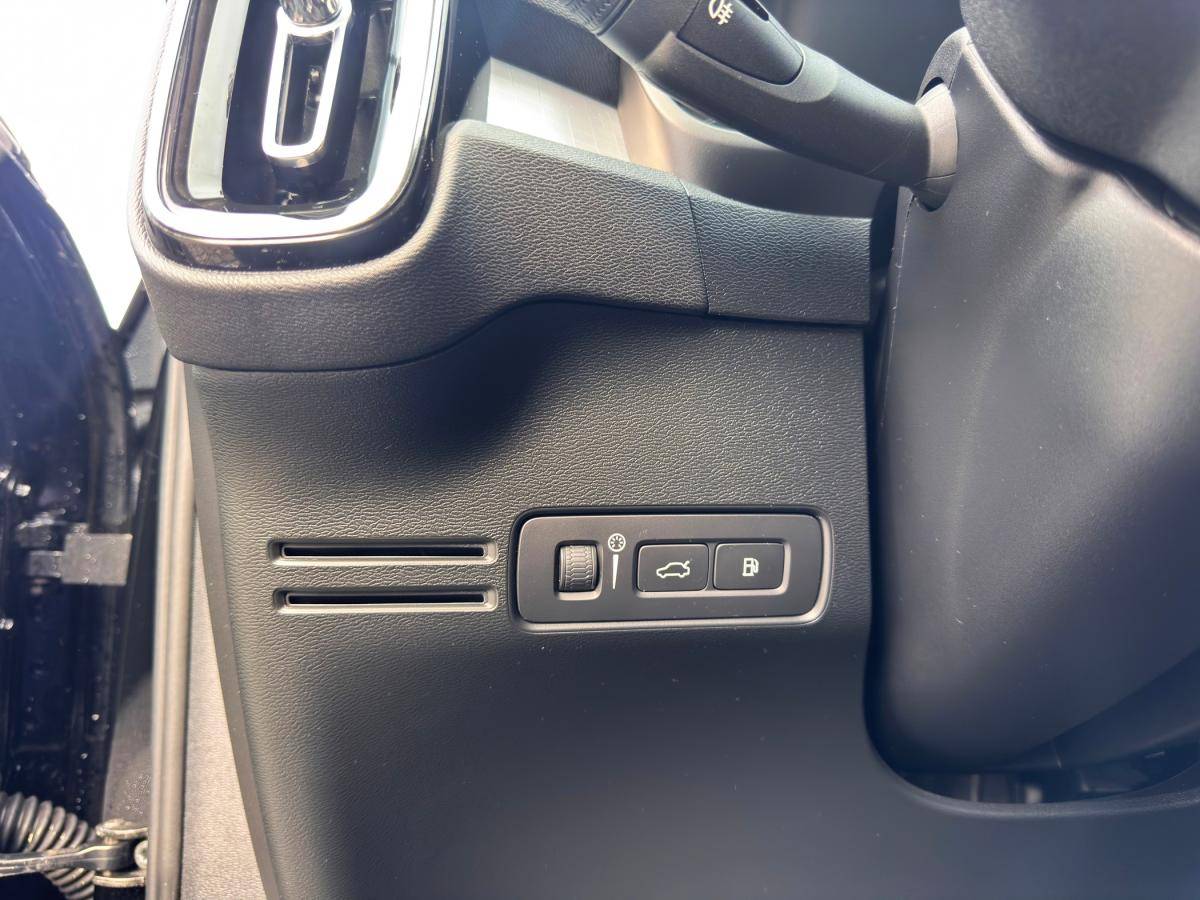 volvo-xc40-2021-hibrido-a-gasolina-1477cc