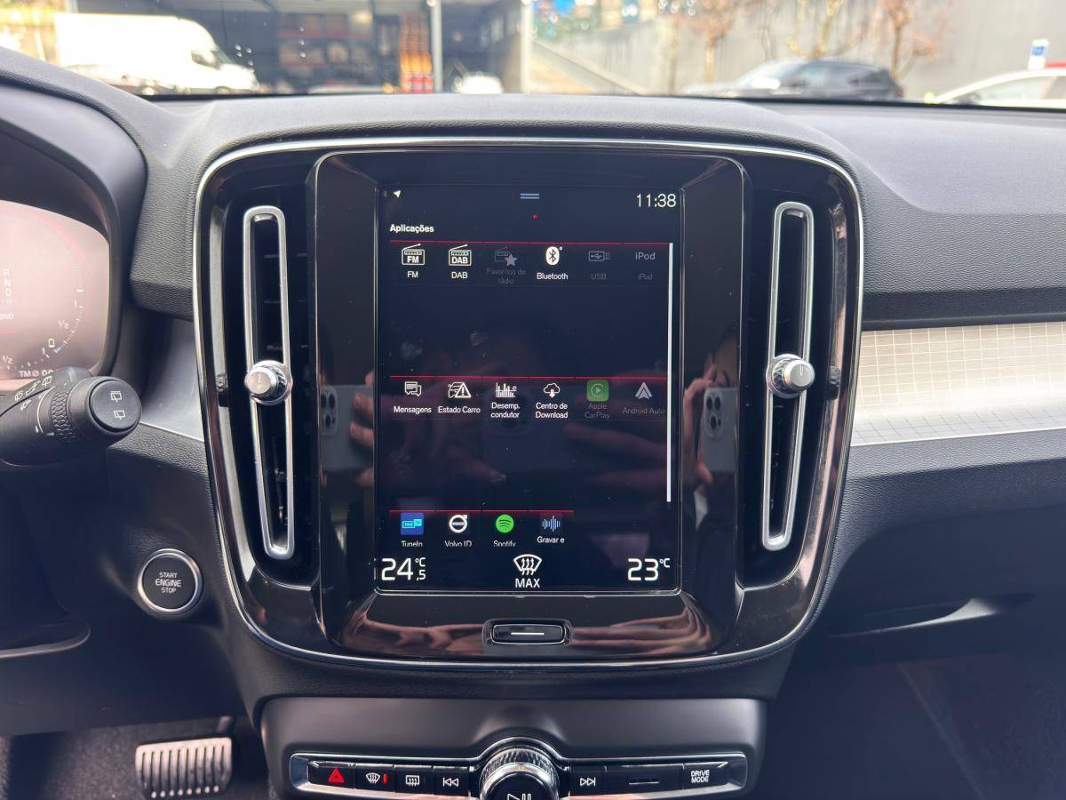 volvo-xc40-2021-hibrido-a-gasolina-1477cc