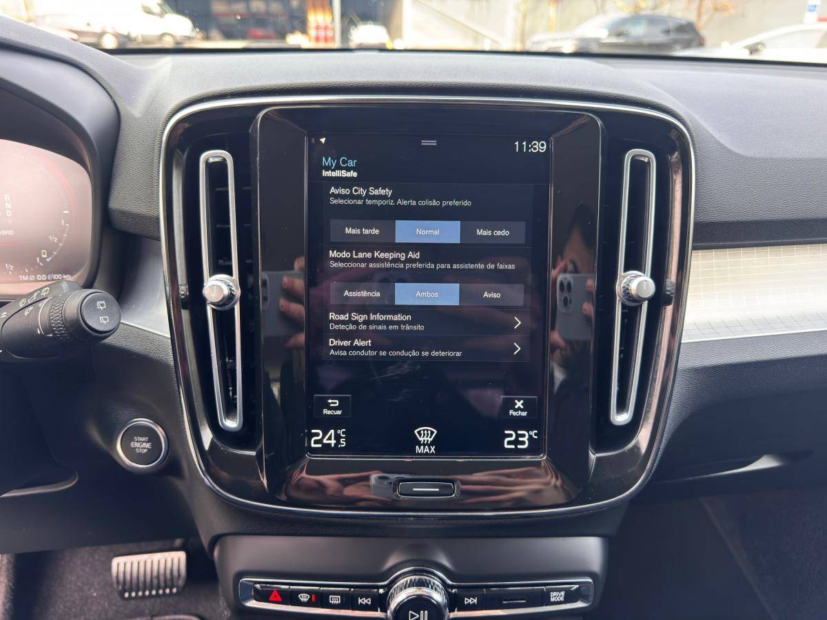 volvo-xc40-2021-hibrido-a-gasolina-1477cc