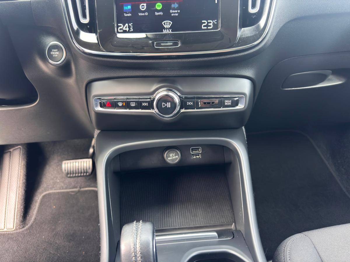 volvo-xc40-2021-hibrido-a-gasolina-1477cc