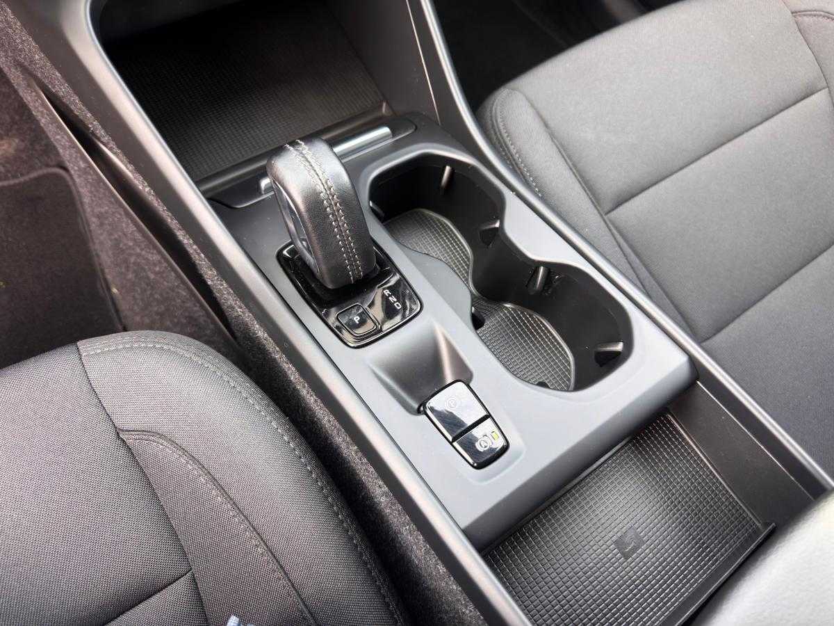 volvo-xc40-2021-hibrido-a-gasolina-1477cc