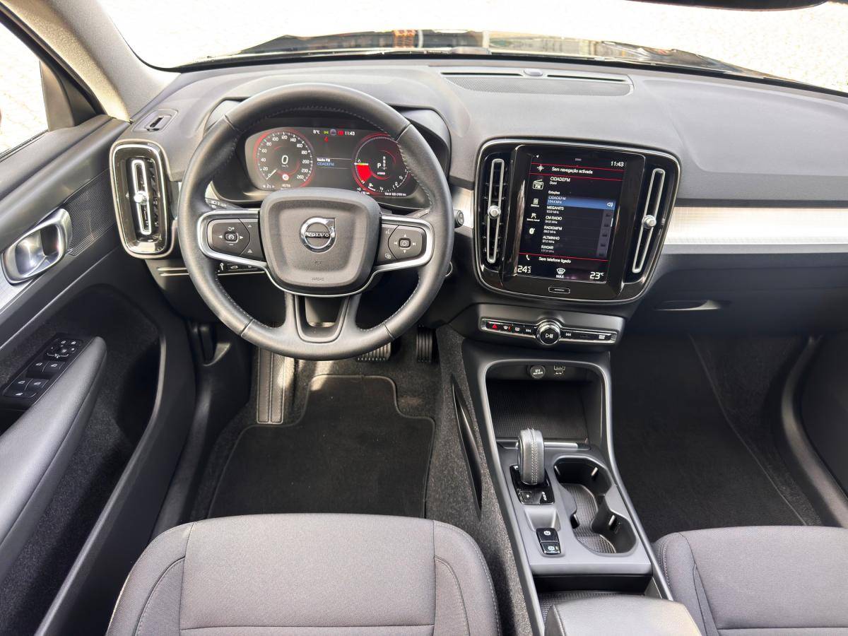 volvo-xc40-2021-hibrido-a-gasolina-1477cc
