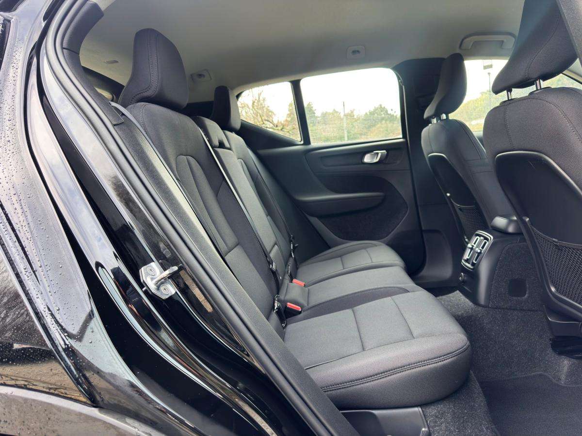 volvo-xc40-2021-hibrido-a-gasolina-1477cc