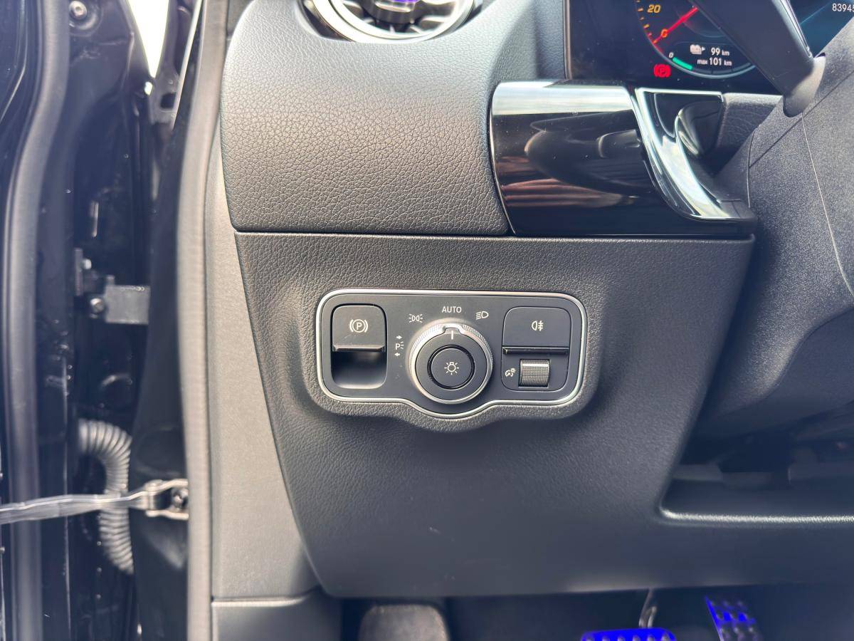 mercedes-benz-eqa-2022-eletrico-0cc