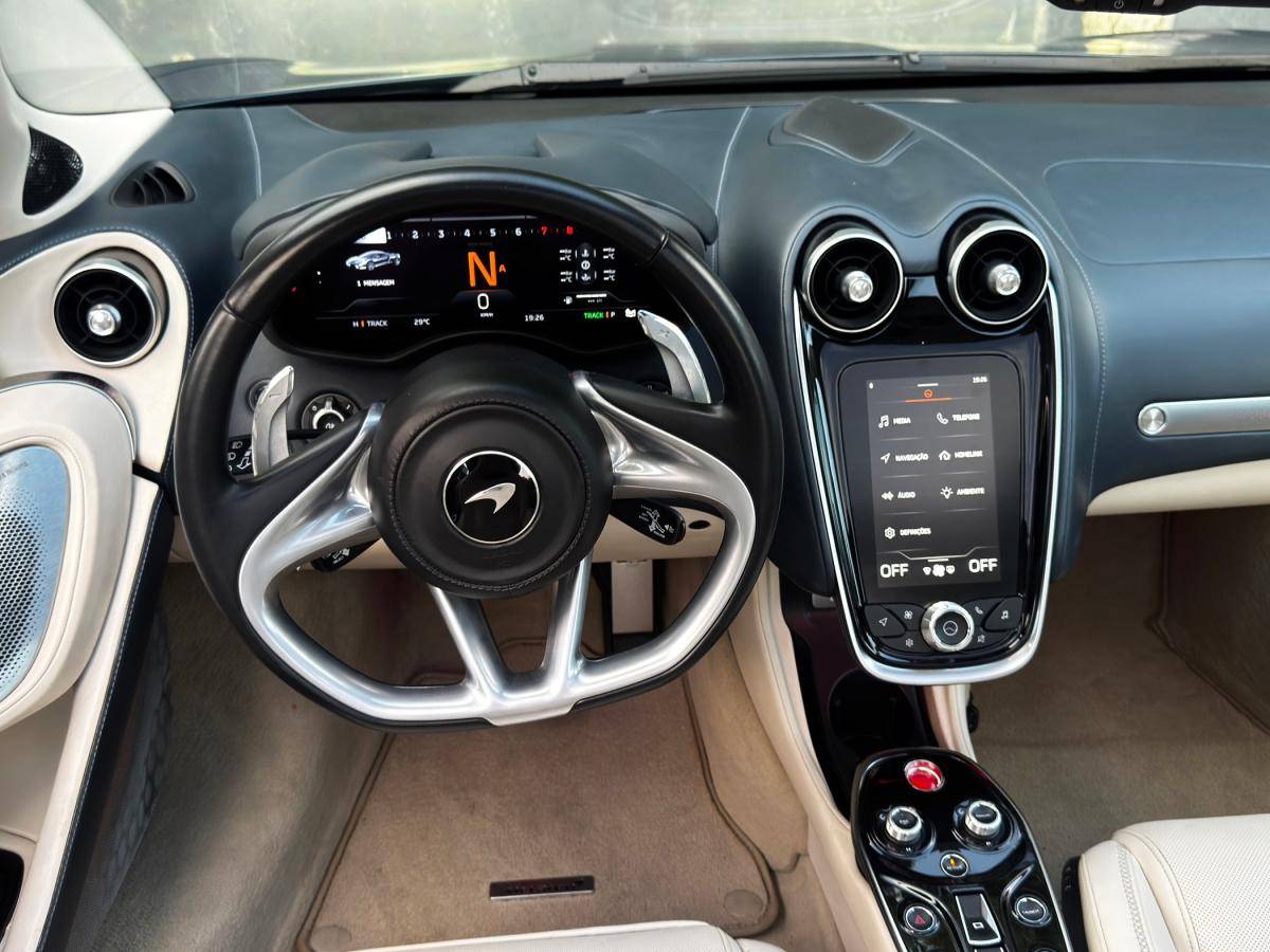 mclaren-gt-2022-gasolina-3994cc