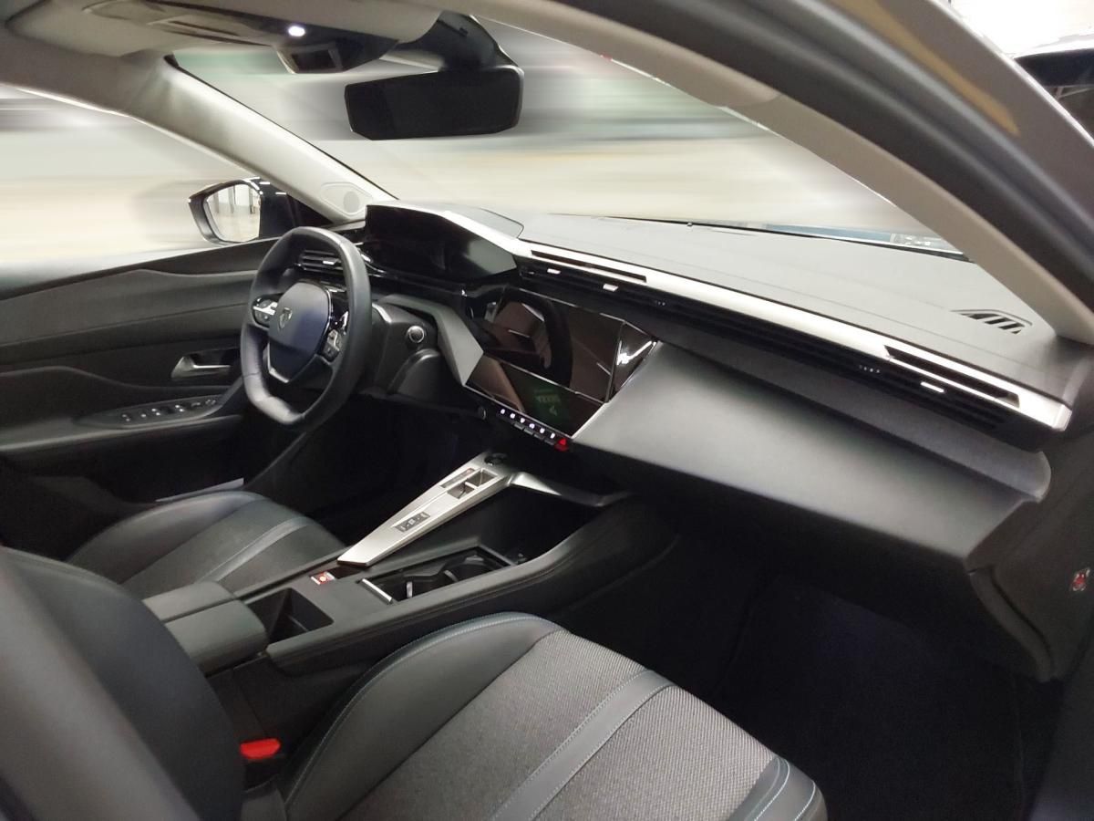 peugeot-308-sw-2023-hibrido-a-gasolina-1598cc