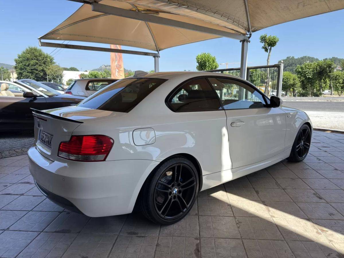 bmw-serie-1-2010-diesel-1995cc