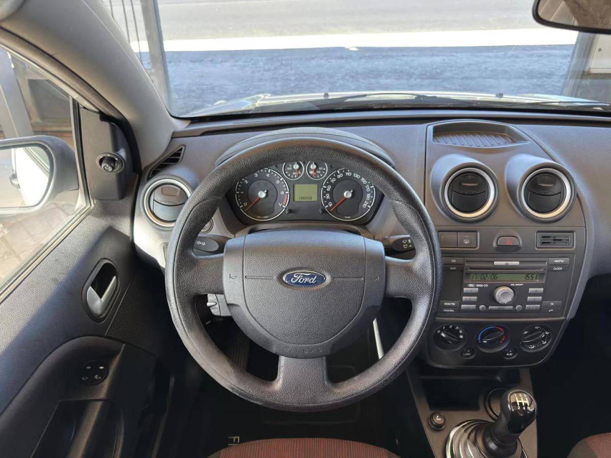ford-fiesta-2006-gasolina-1242cc