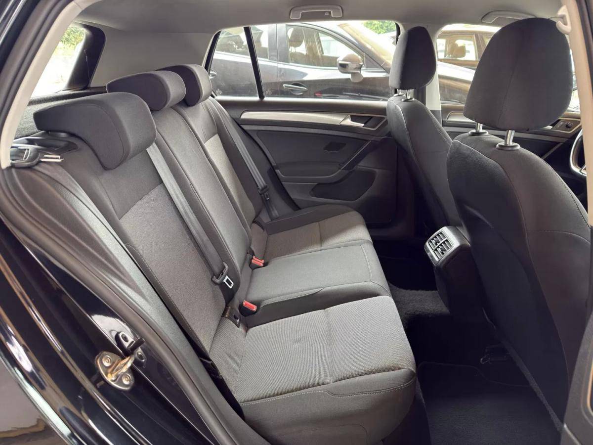 volkswagen-golf-2015-diesel-1598cc