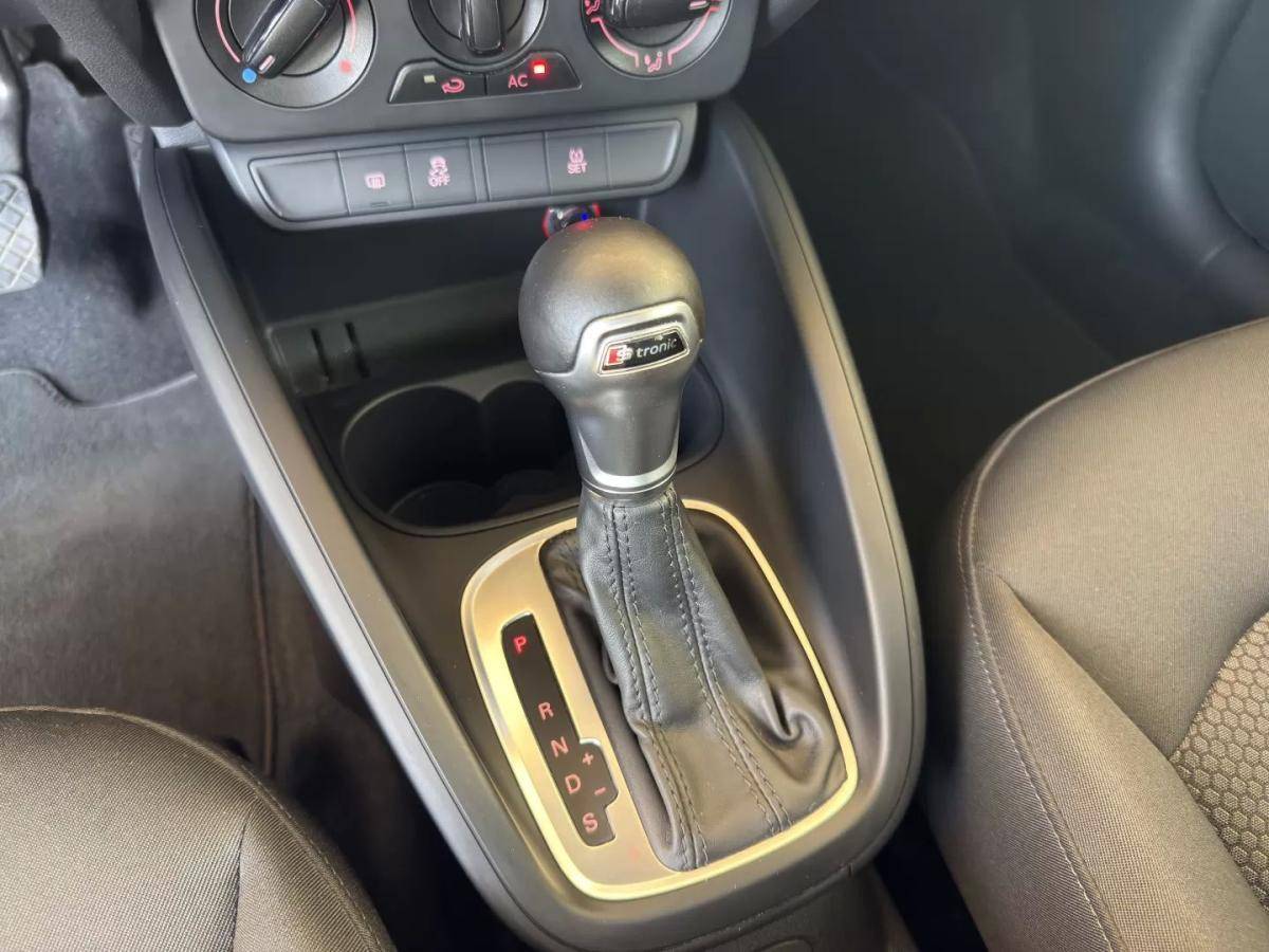 audi-a1-sportback-2014-diesel-1598cc