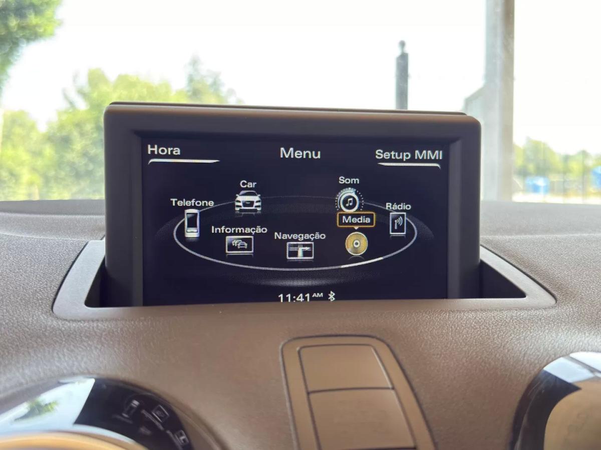 audi-a1-sportback-2014-diesel-1598cc