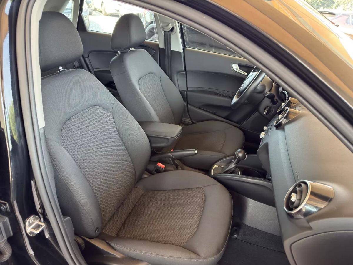 audi-a1-sportback-2014-diesel-1598cc