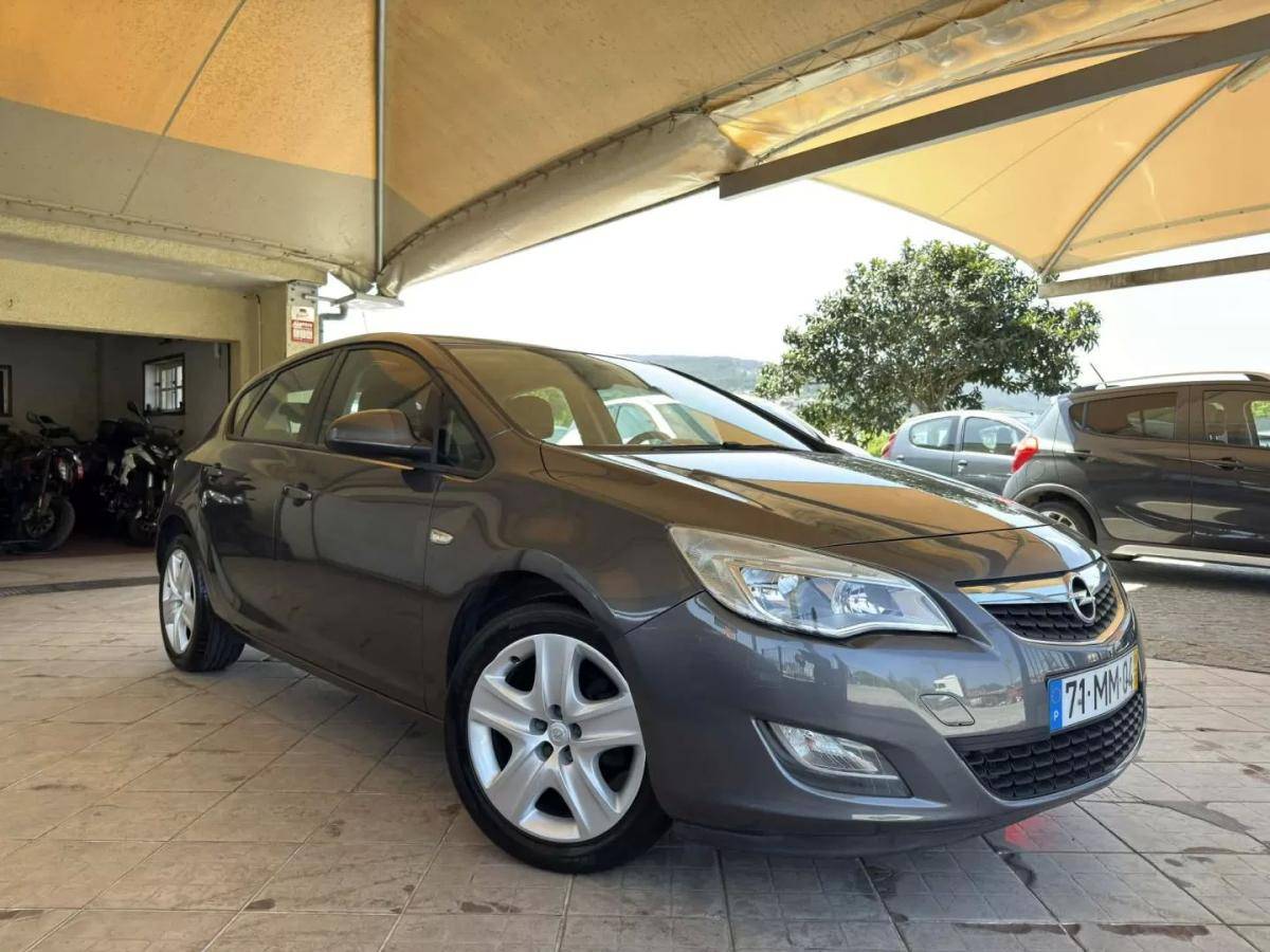 opel-astra-2011-diesel-1248cc
