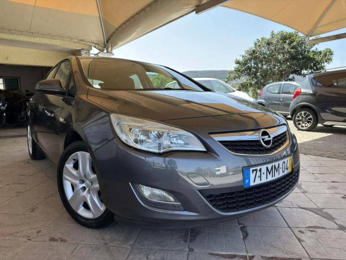 opel-astra-2011-diesel-1248cc